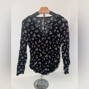 Forever 21- Long Sleeve Top- Floral - Medium
